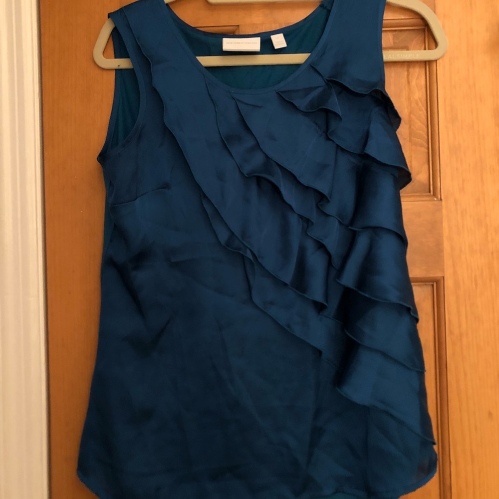 New York and co. Tank